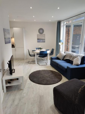 Fabulous 2-bed, luxury flat in the city centre